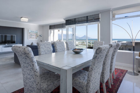 十分大きな声でそれを口に出せば、いつもませて聞こえる; スーパーカリフラジリスティックエクスピアリドーシャス！